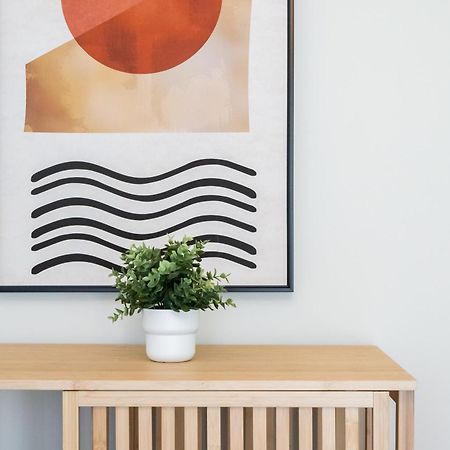 Urban Dream Studio With City Views & Comfort Bukarest Eksteriør billede