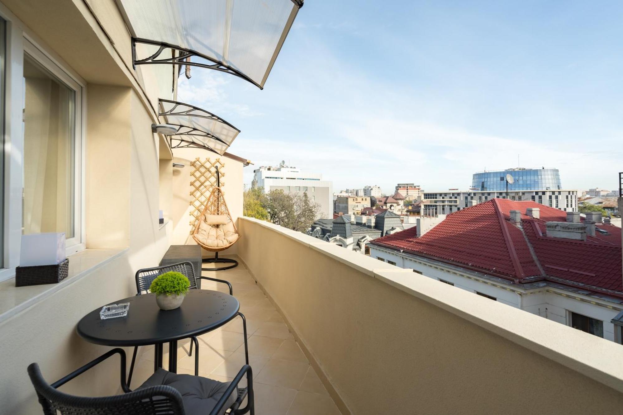 Urban Dream Studio With City Views & Comfort Bukarest Eksteriør billede